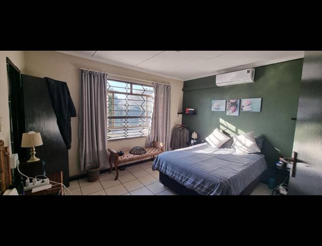 2 BEDROOM TOWNHOUSE FOR SALE IN CLUBVIEW
